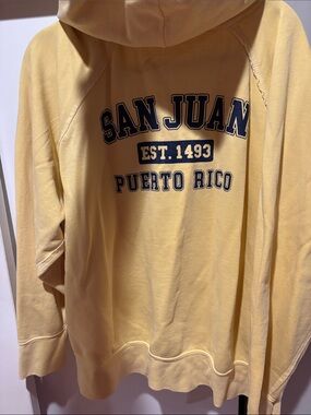 Comfort Colors Pale Yellow Hoodie with Subtle Tag Detail